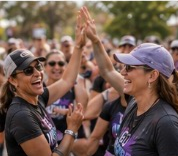 Women walking together at Go Inspire Now